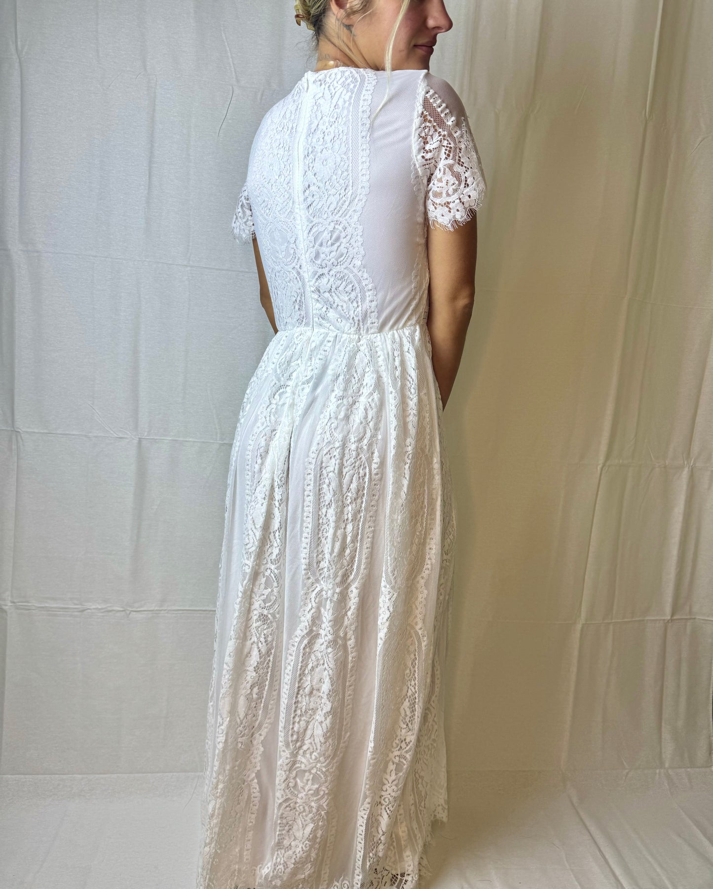 V-neck Lace Summer Maxi Dress